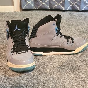 JORDAN high tops